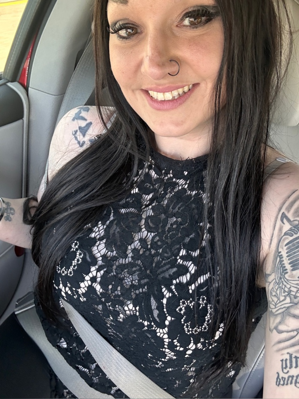 Meet your Posher, Charitie